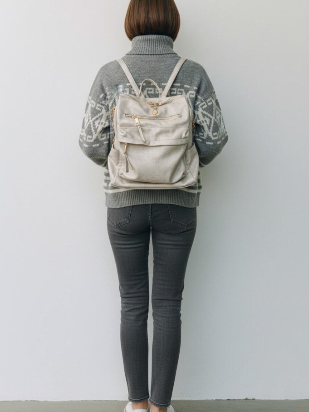 ModaLux BackPack | Versatile Purse - Picture 2 of 7